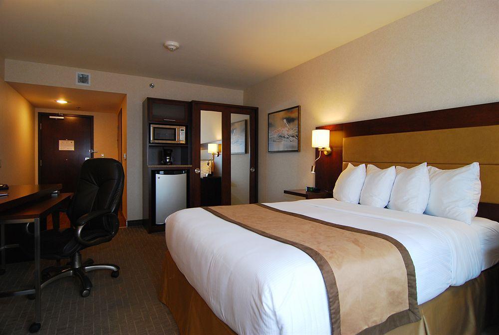 Quality Inn & Suites Val-d'Or Quarto foto