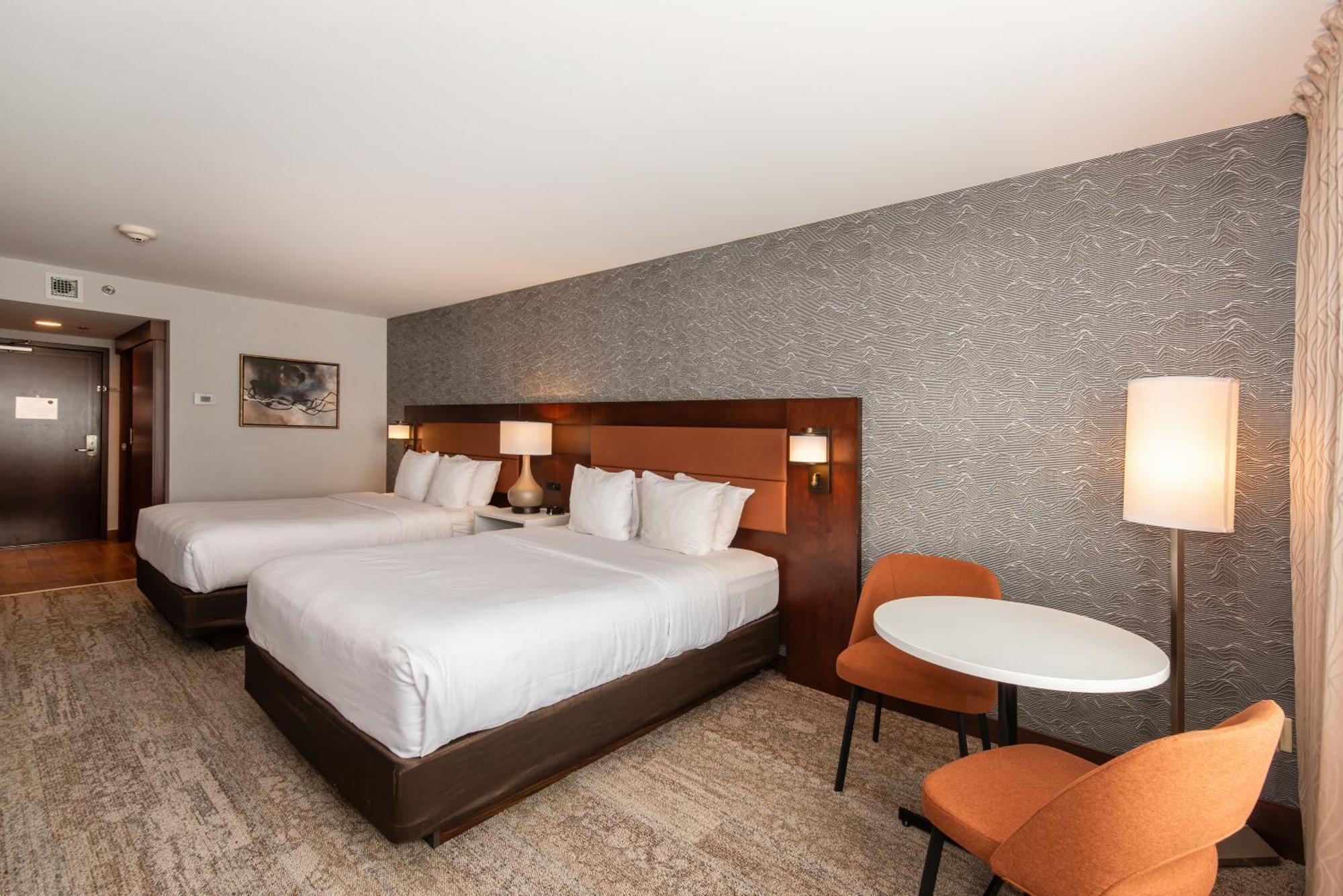 Quality Inn & Suites Val-d'Or Exterior foto