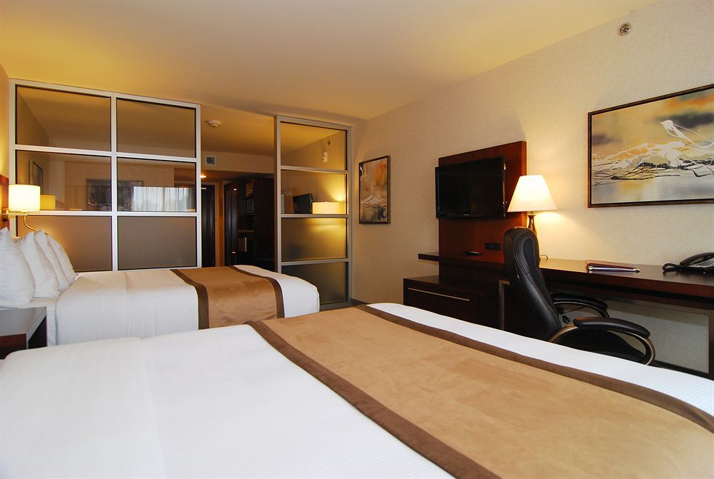 Quality Inn & Suites Val-d'Or Quarto foto